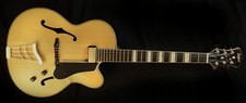 Höfner new President Eukalyptus Limited Edition Archtop Jazz Gitarre