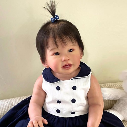 Adorable reborn baby doll - 28",