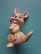 GOEBEL  -  "Porzellanhase grün sitzend", polychrom bemalt, Form Nr. 34819