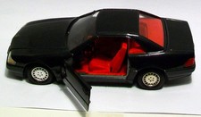 PKW-Modell Mercedes 500 SL