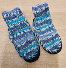 Hüttenschuhe, Socken mit Ledersohle, Grösse 22-23, blautöne