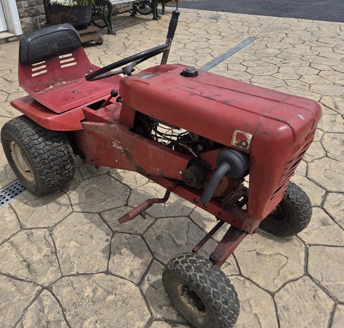 Wheel horse lawn ranger - wheel, riding
