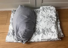 Ikea Bettwäsche Set (155x220cm) Alvine Kvist + Spannbettlaken (140x200cm) Grau