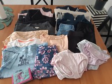 Kleiderpaket Mädchen 116 122/128 Shorts T-Shirt Sweatjacken Geldbörse Unterhosen