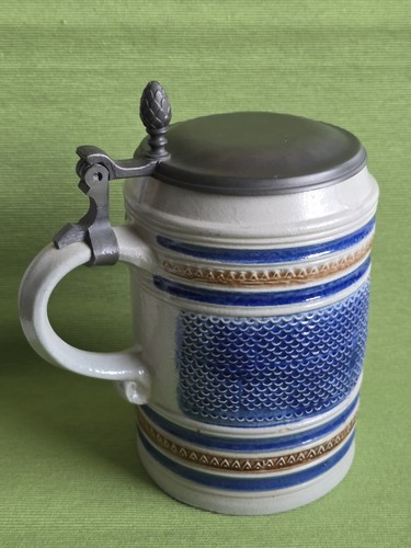 Bierkrug zinndeckel - bierkrug,