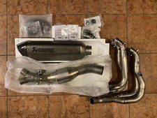 BMW Akrapovic Titan