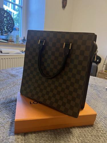 Louis vuitton hand bag - hand,
