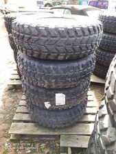 Hummer Reifen H1 auf 2 teilige