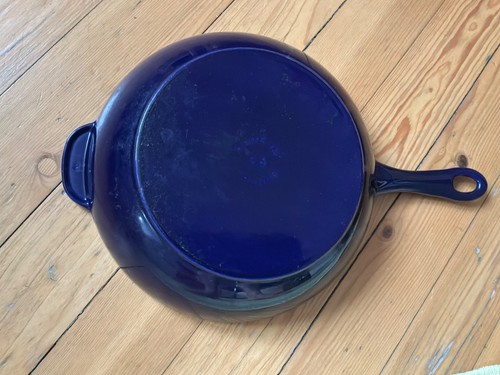 Staub gusseisen pfanne mit - gusseisen,