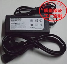 Mackie MCU XT PRO, Mackie