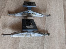 Venture Westgate 5.25 skateboard trucks