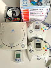 Sega Dreamcast Konsole (PAL, HKT 3030) mit Zubehörpaket Spiele Daytona USA DC-X