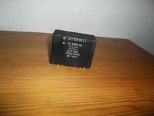 Mercedes  W126   W124 W201   190E  Relais Blinkerrelais Blinkgeber 2018210047