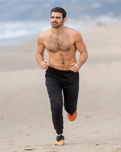 Nyle dimarco jogging the - dimarco, on