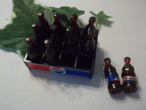Teilig kasten mit pepsicola - teilig,