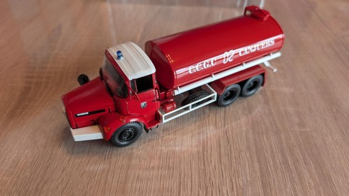 Feuerwehrauto renault gbh - renault, vi
