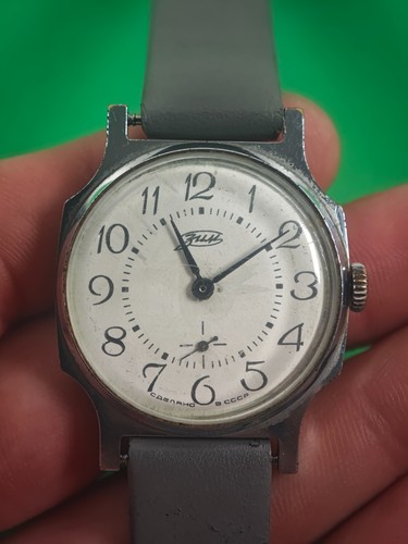 Vintage zim 2602 udssr - zim,