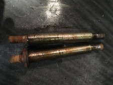 Austin Mini : 2 Achsschenkelbolzen oben links rechts