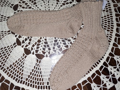 Selbstgestrickte socken - selbstgestrickte,