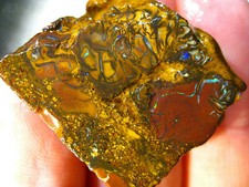 122 cts Australien Roh Matrix