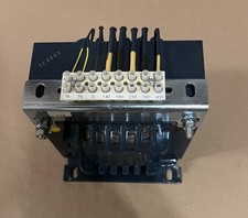 Einphasen-Stufen-Trafo für