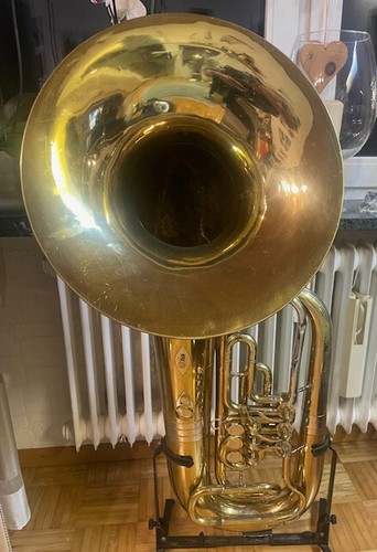 Bellfront tuba mit - bellfront-es-tuba,