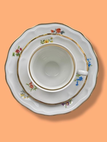 Schöne porzellan sammeltasse - schöne, porzellan-sammeltasse