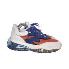 Bronx, Trainingsschuhe