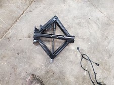 AVIATOR   2022 Jack 1714252