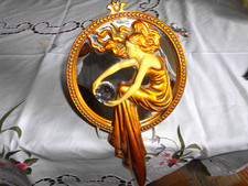 VINTAGE-WANDSPIEGEL IM