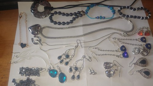 Edel parfüm und modeschmuck - parfüm,