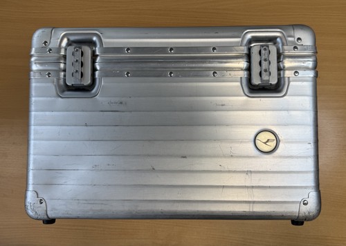 Rimowa topas lufthansa pilot - rimowa,