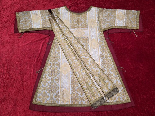 Gold brokat dalmatik mit - brokat,