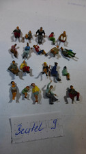 20 Sitzende Figuren in H0 ,Preiser, Noch ,Faller oder andere Marke (9)