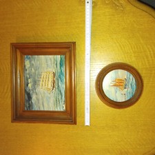 zwei maritime oelbilder mit segelschiffen mit holzrahmen