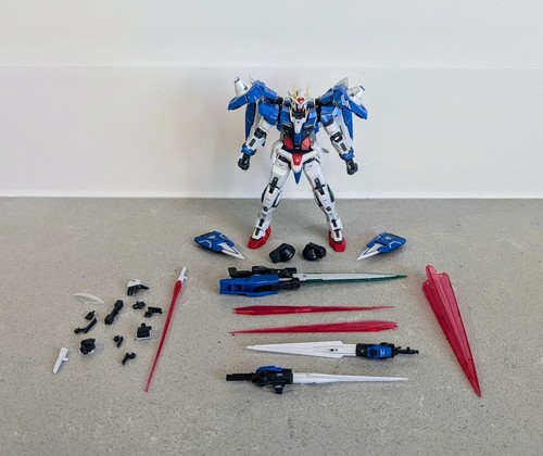 Bandai raiser 00 - raiser,
