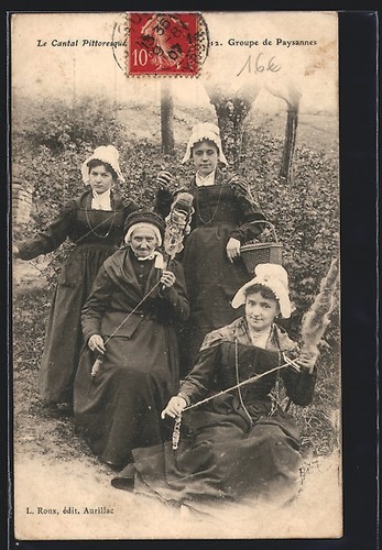 Vier frauen posieren - frauen,