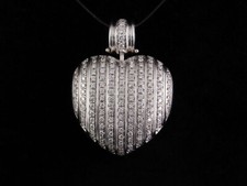 Funkelnder Brillant Herz