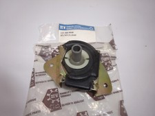 Mercedes Benz  Halter für