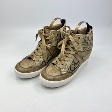 Guess Damen-Sportschuhe Gold