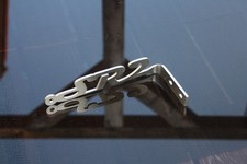 Seitlicher Kennzeichenhalter Simson für SR2 - Schriftzug SR2