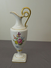 Schöne Porzellan-Henkelvase