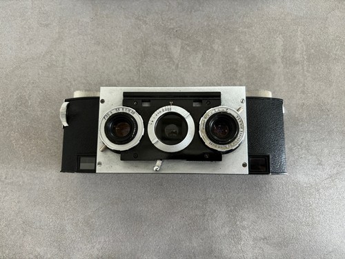 White stereo realist - stereo, 41