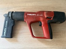 Hilti DX A40 Bolzenschussgerät mit Hilti Nagelmagazin X-AM 32