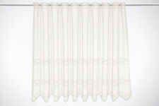 Scheibengardine Stickerei