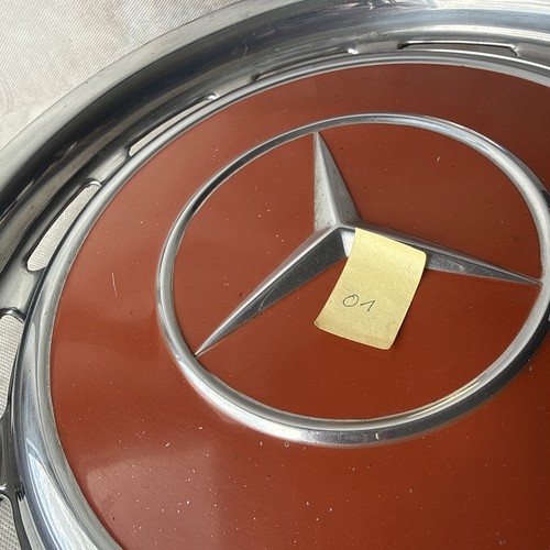 Mercedes radkappe englischrot - mercedes,
