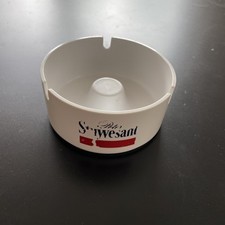 Aschenbecher ! Peter