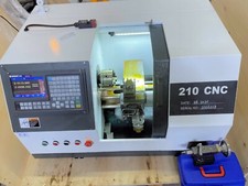 CNC Drehmaschine. Neue Ausführung. Servo Motoren. Handrad. Kühlmittel . USB.