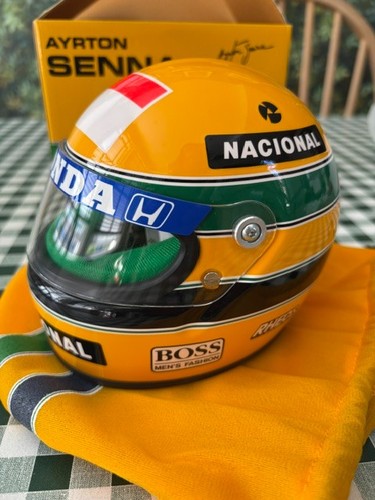 Ayrton senna 1990 helm - senna, im