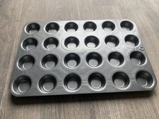 The Pampered Chef Deluxe 24